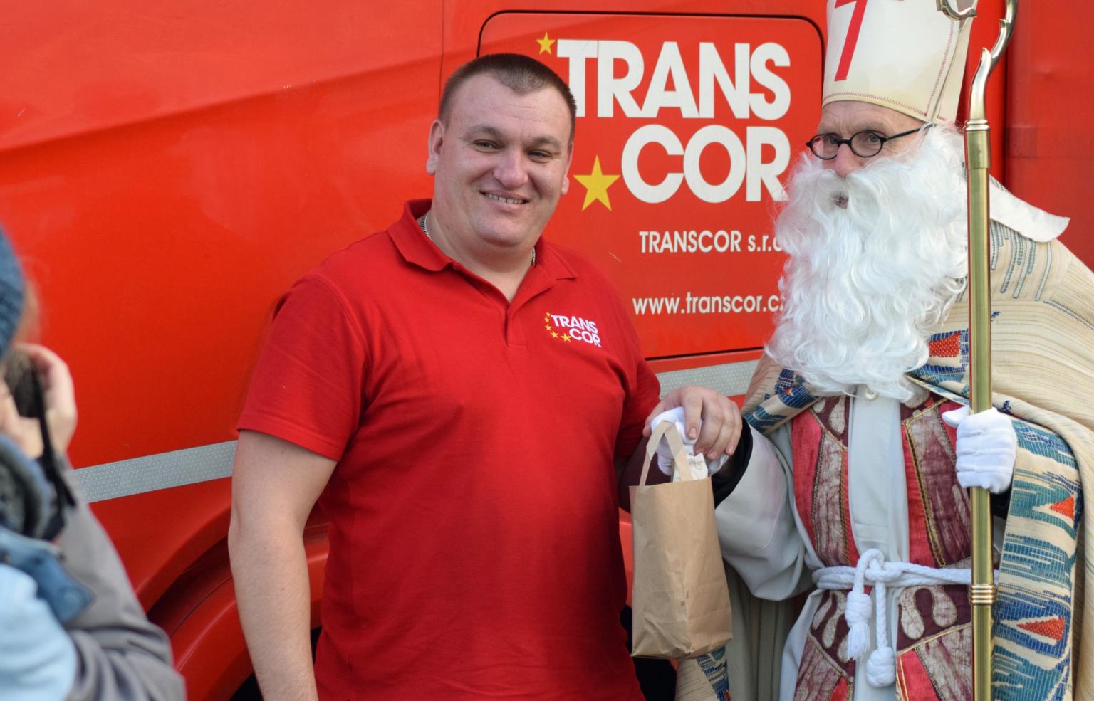 2022-12-06 KAB thh Nikolaus besucht Aachen-Land Nord (c) Thomas Hohenschue
